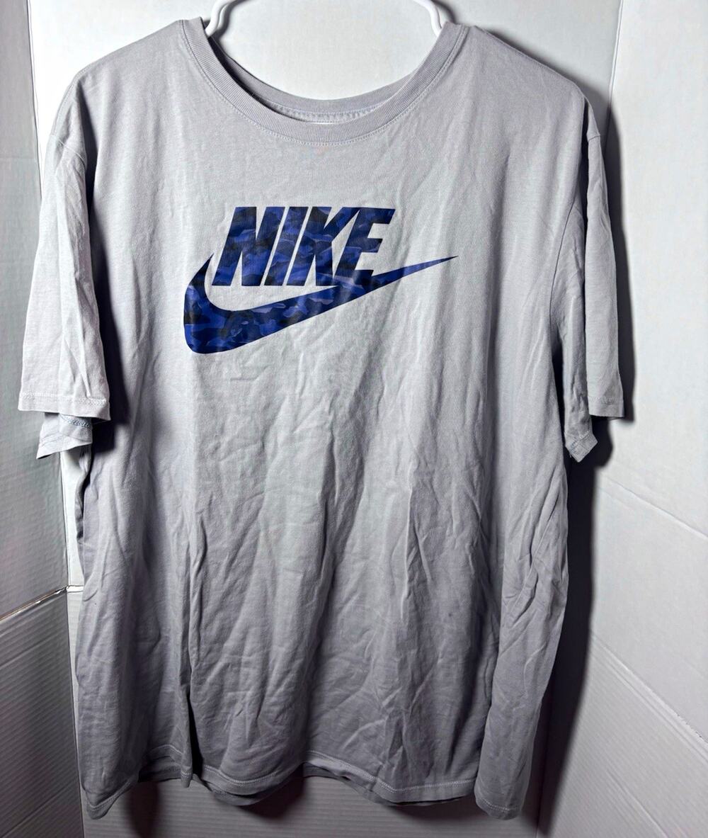Nike The Nike Tee Men's XL Gray Graphic Logo Crew Neck Short Sleeve Athletic Tee